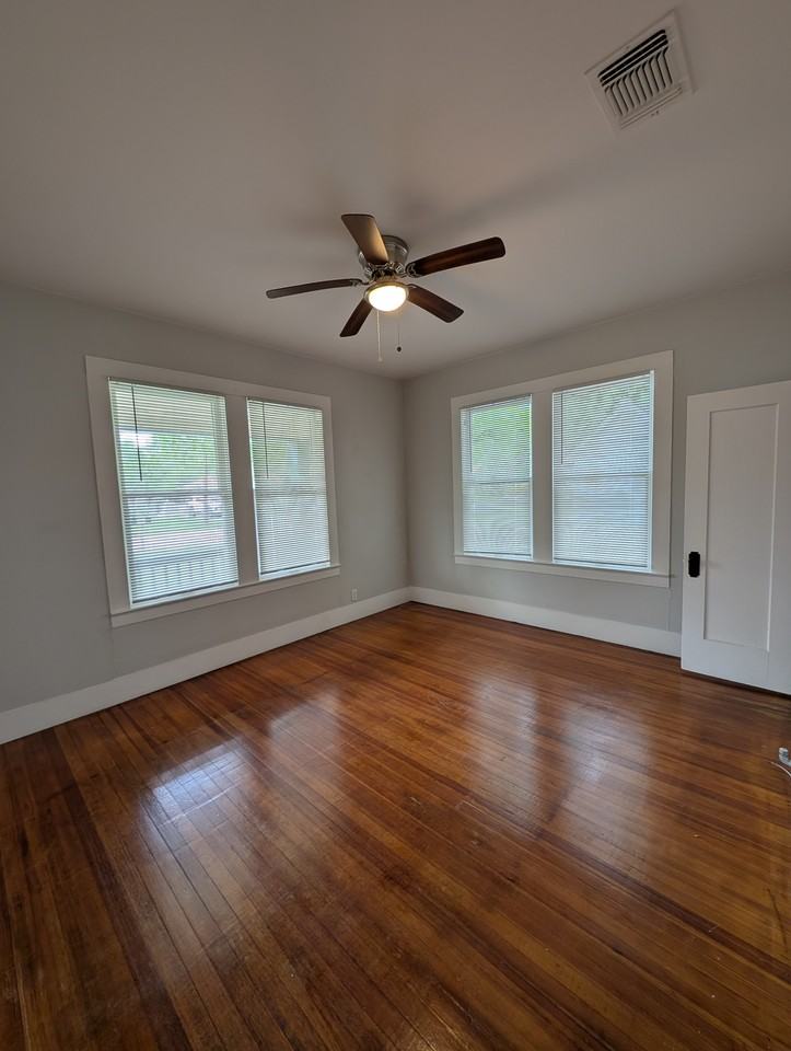 1007 Palm St #1007 - Photo 7 of 15