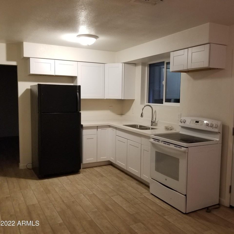 2959 N 53rd Pkwy - Photo 6 of 13