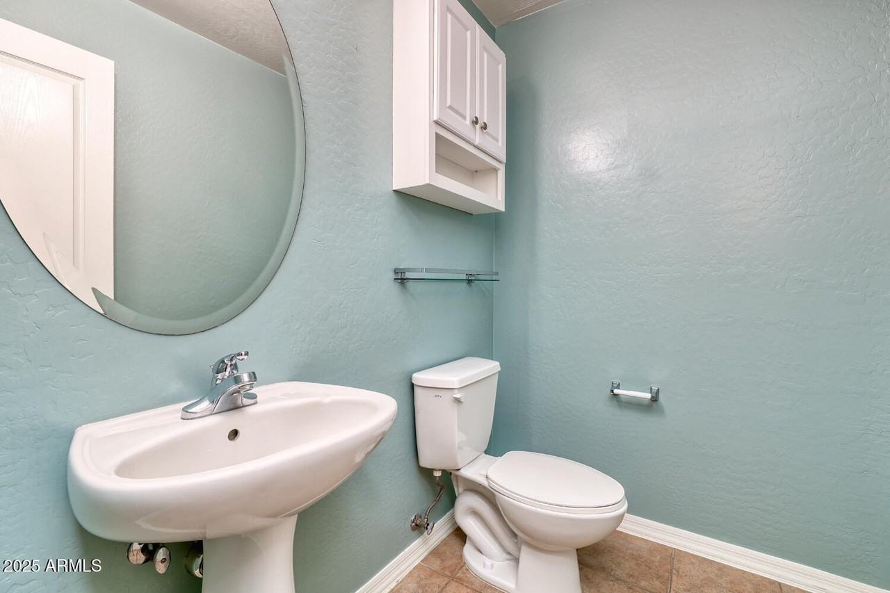 1404 W Weatherby Way - Photo 6 of 19