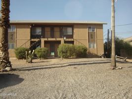 featured image of 450 Palm Dr #1