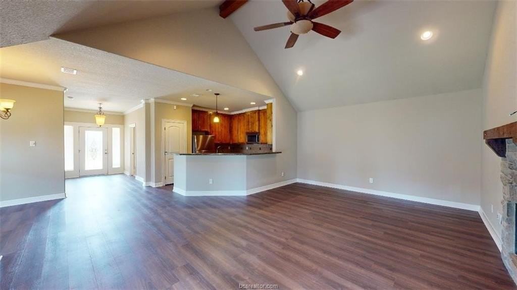 3925 Devrne Dr - Photo 4 of 23