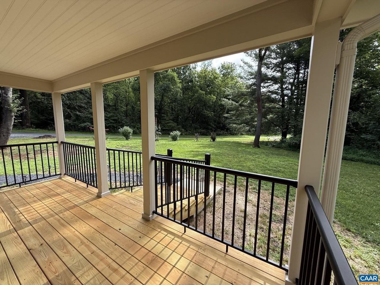 147B Bryant Mountain Rd - Photo 5 of 13