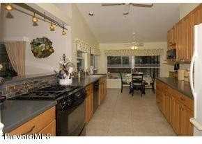 117 Martesia Way - Photo 2 of 9