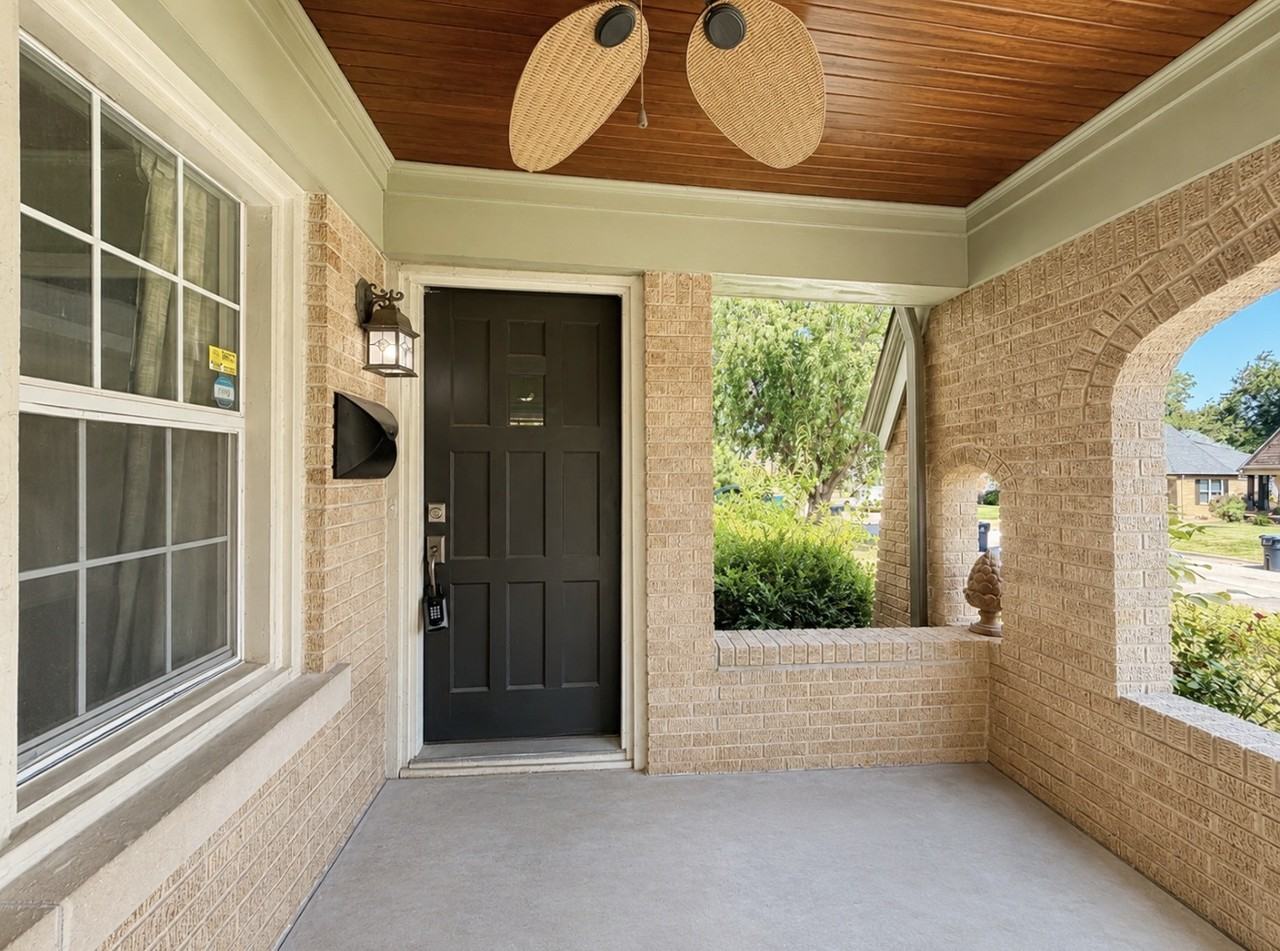 2120 Nw 26th St #1 - Photo 4 of 25