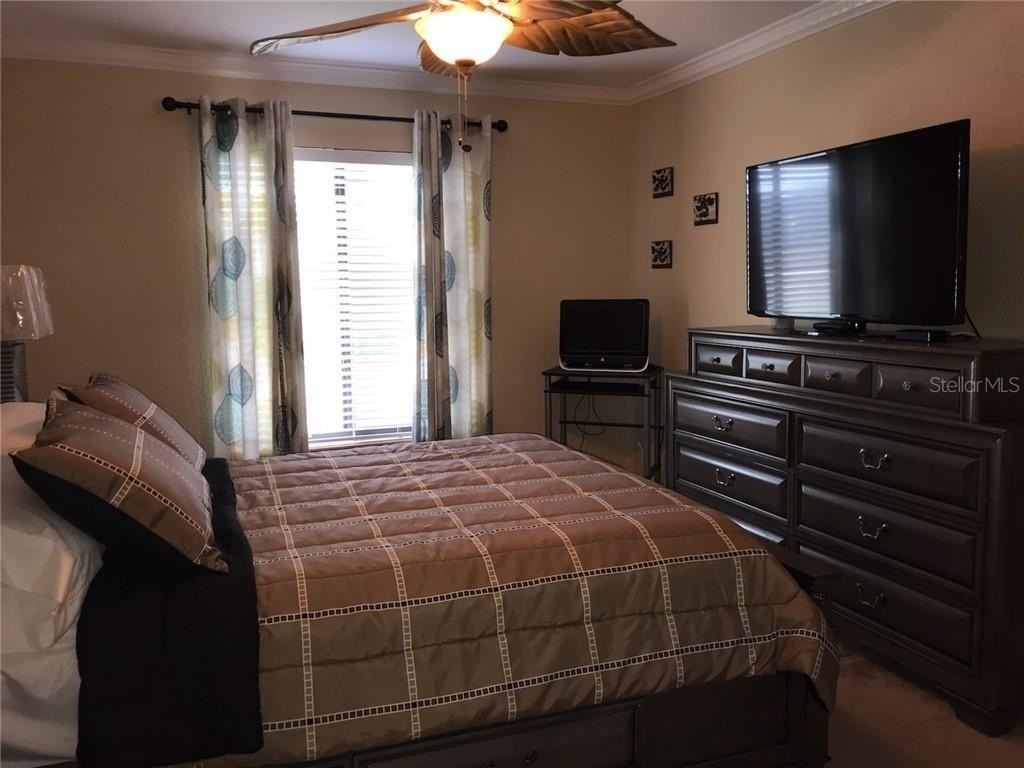 1211 Saxony Cir - Photo 4 of 13