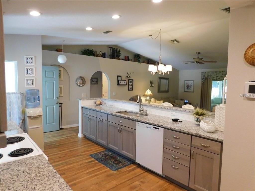 123 Mercer St - Photo 3 of 16