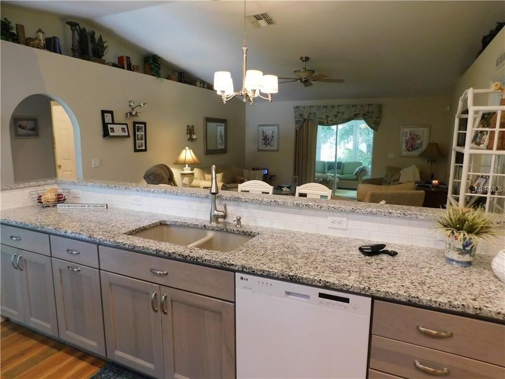 123 Mercer St - Photo 4 of 16