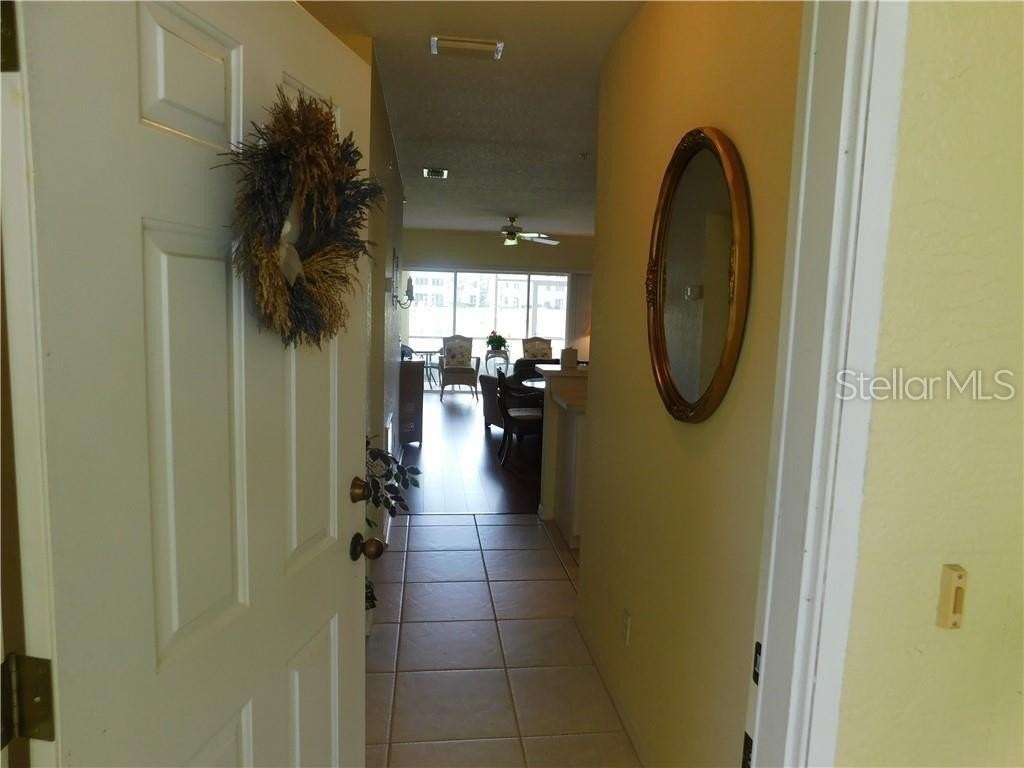 19335 Water Oak Dr - Photo 4 of 36