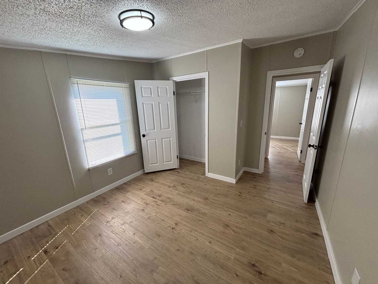 135 Neighbors Dr - Photo 2 of 8