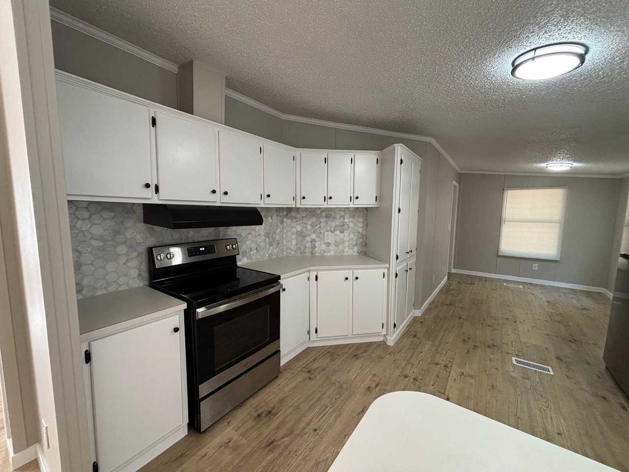 135 Neighbors Dr - Photo 4 of 8