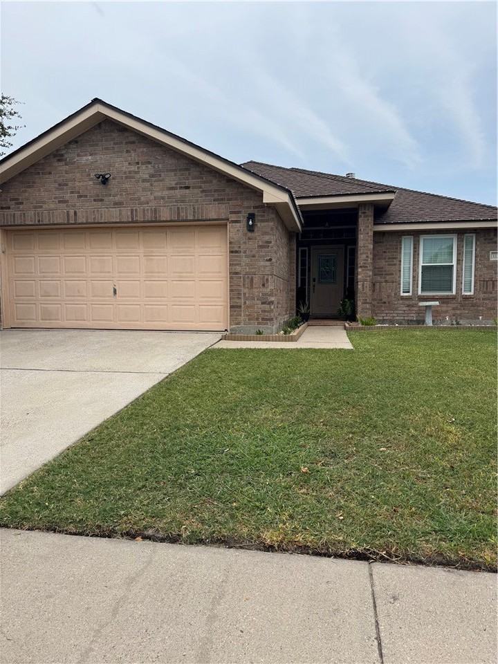 1113 Meadow Brook Dr - Photo 2 of 30