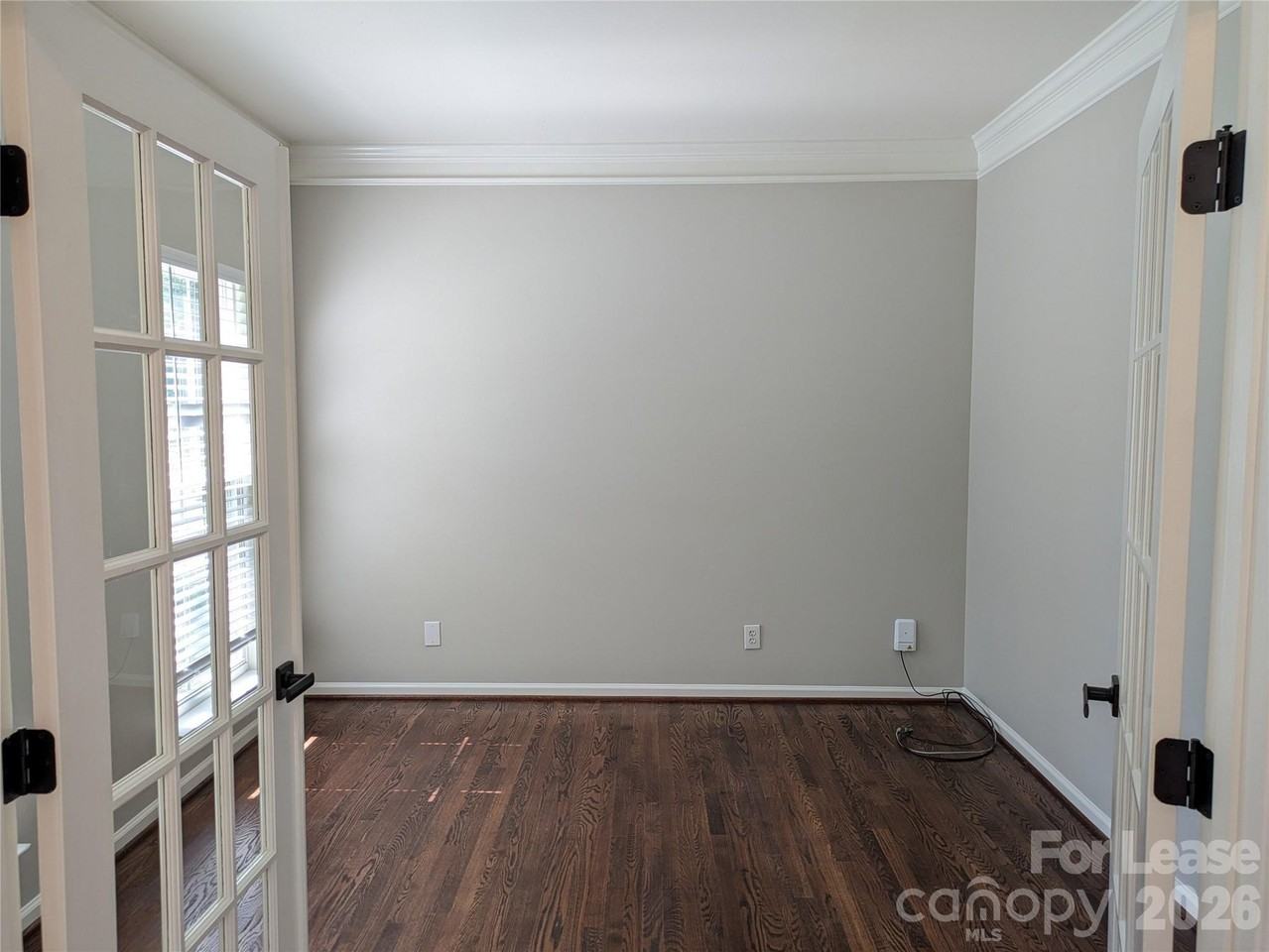 279 Chandeleur Dr - Photo 4 of 42