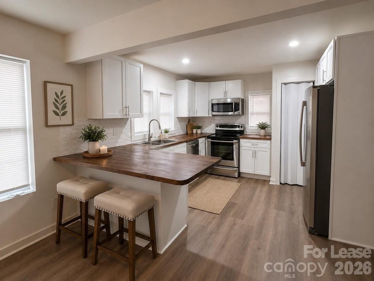 510 F Ave Se - Photo 7 of 9
