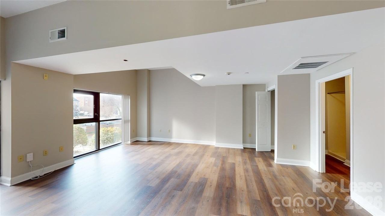 715 N Church St #212 - Photo 2 of 10