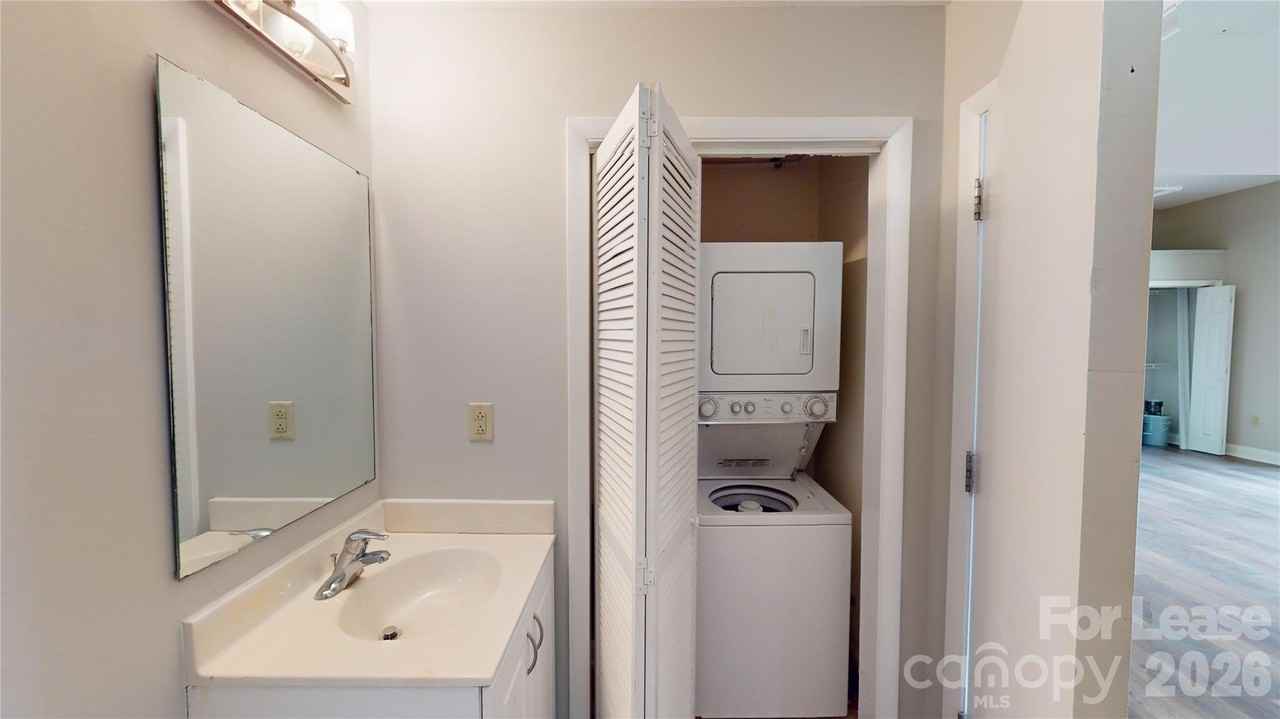 715 N Church St #212 - Photo 6 of 10