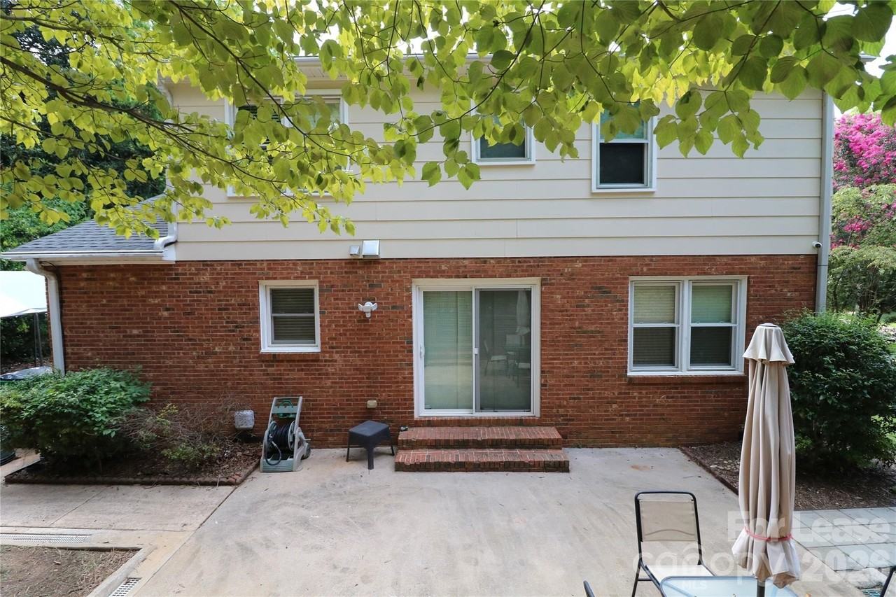 5410 Londonderry Rd - Photo 7 of 46