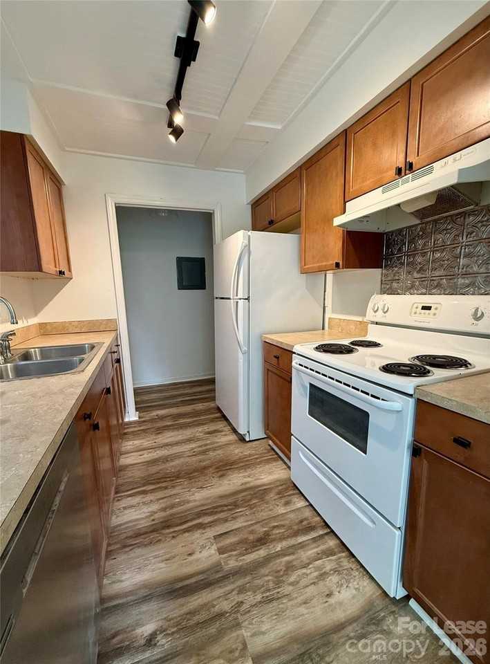 11023 Harrowfield Rd - Photo 6 of 25