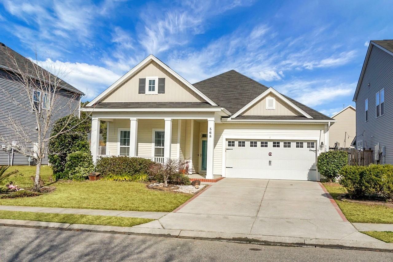 568 Crossland Dr - Photo 4 of 50