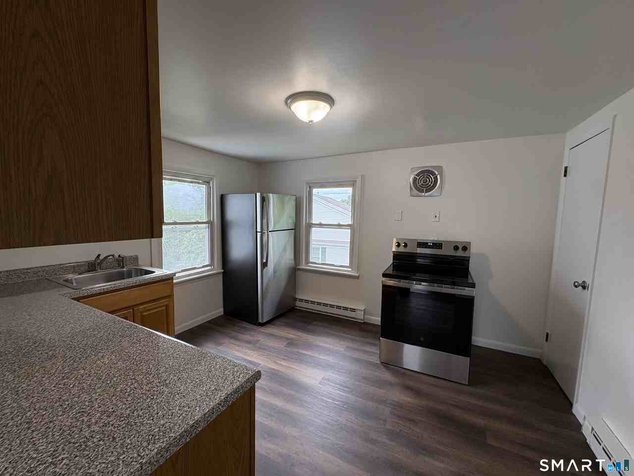 34 Church St W #2 - Photo 4 of 10