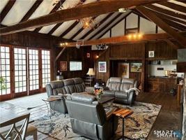 featured image of 18 Platts Hill Rd