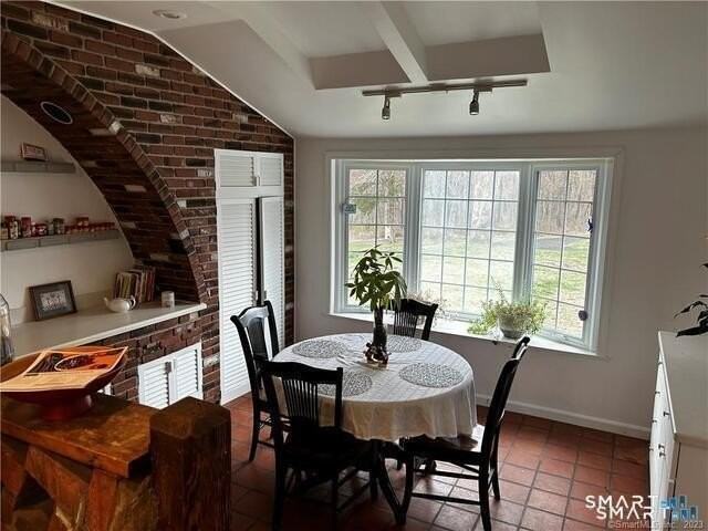 18 Platts Hill Rd - Photo 3 of 22