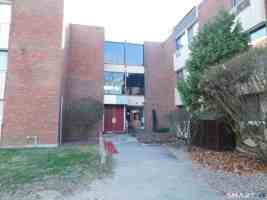 featured image of 903 High Path Rd