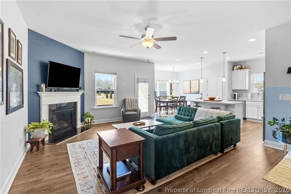 143 Western Pine Way - Photo 3 of 21