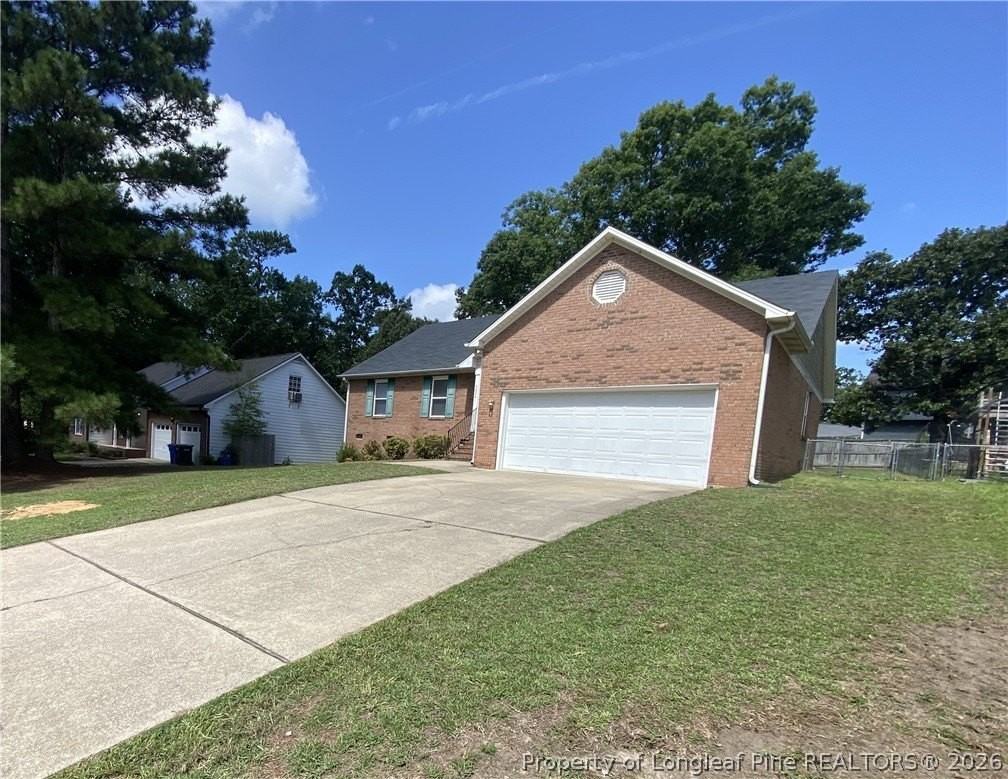 3024 Coachway Dr - Photo 3 of 21