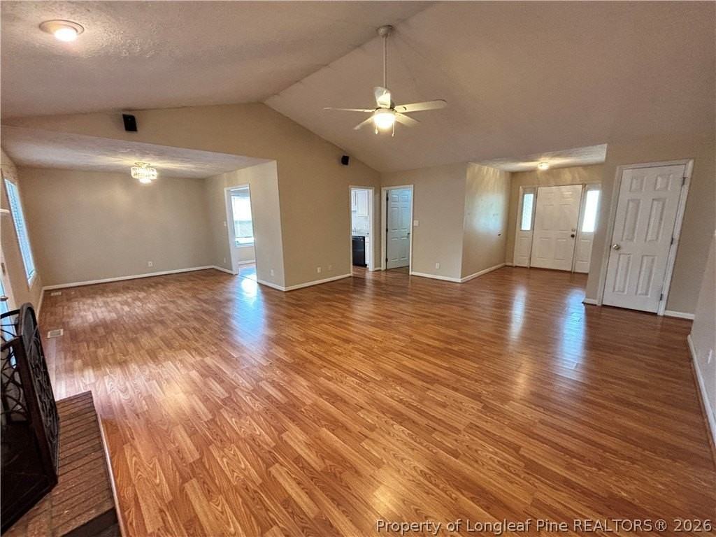 3024 Coachway Dr - Photo 6 of 21