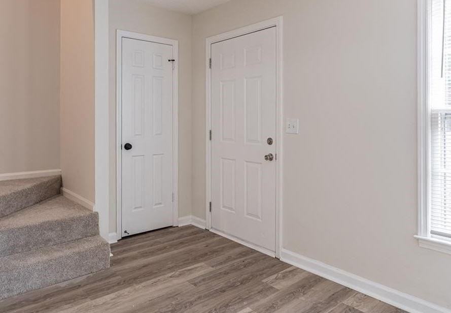 1050 Holcomb Bridge Rd - Photo 3 of 15