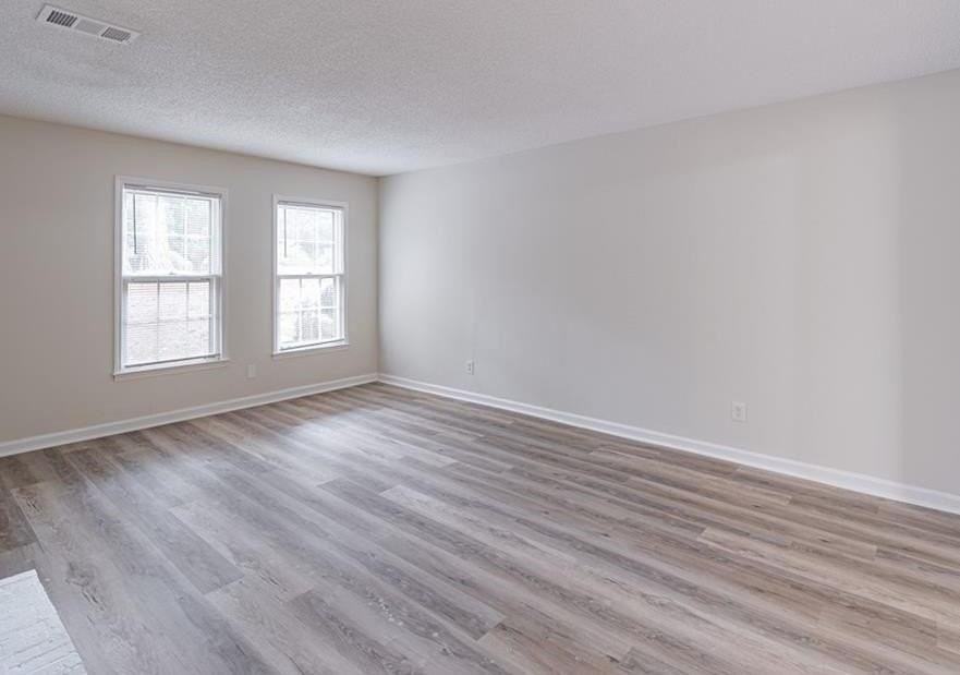 1050 Holcomb Bridge Rd - Photo 6 of 15