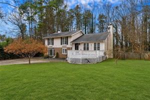featured image of 131 Arrowood Ln