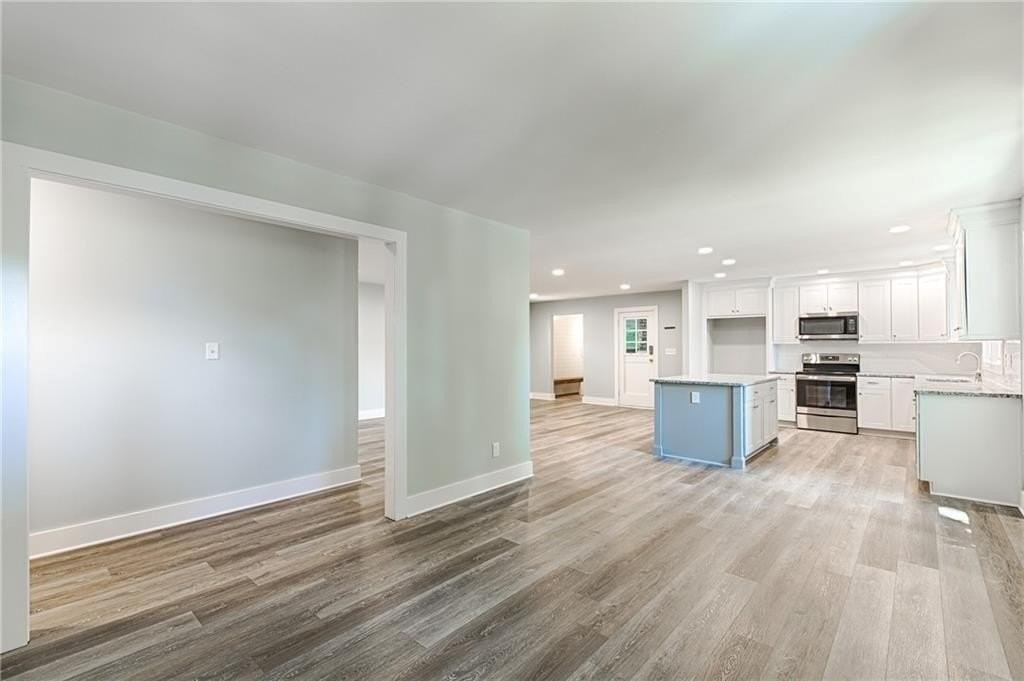 3979 Potomac Dr Nw - Photo 5 of 42