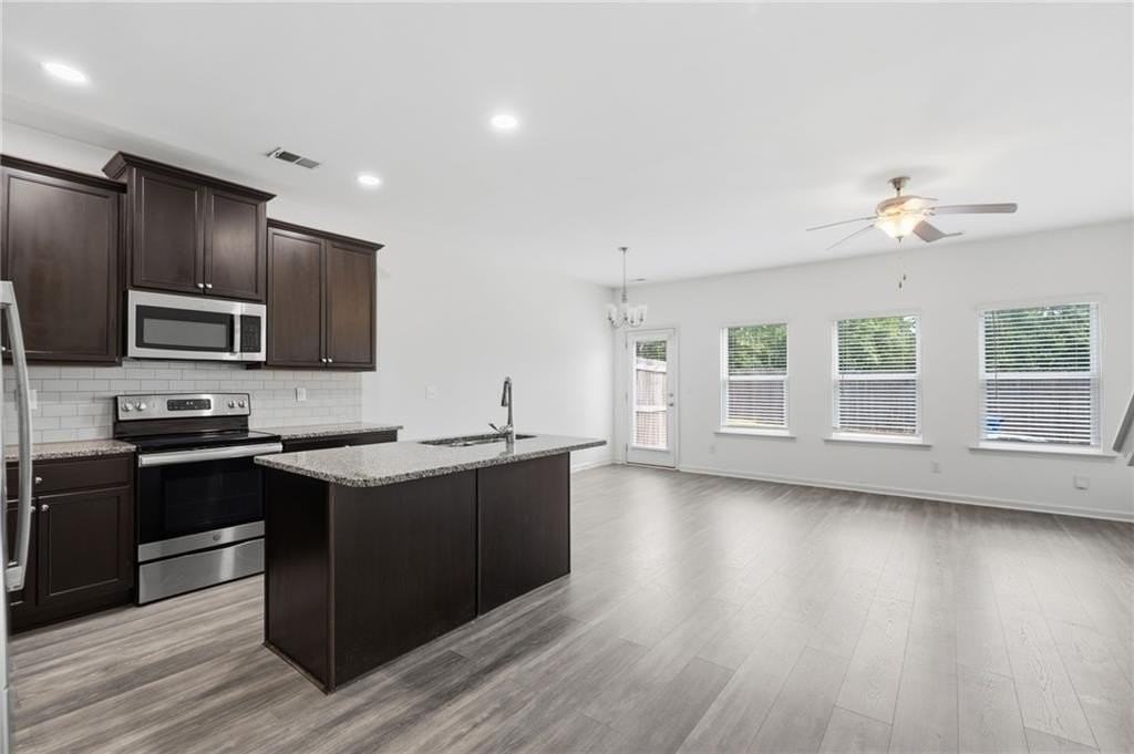 7134 Gladstone Cir - Photo 5 of 25