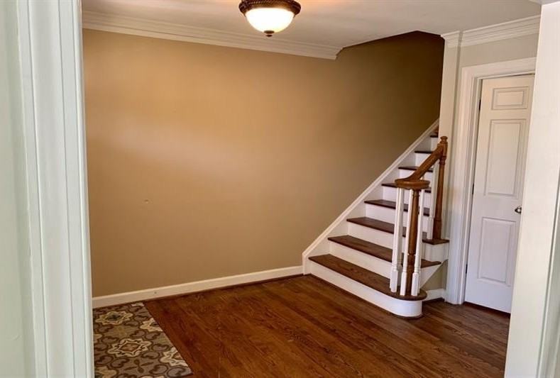 831 Clairemont Ave - Photo 3 of 18