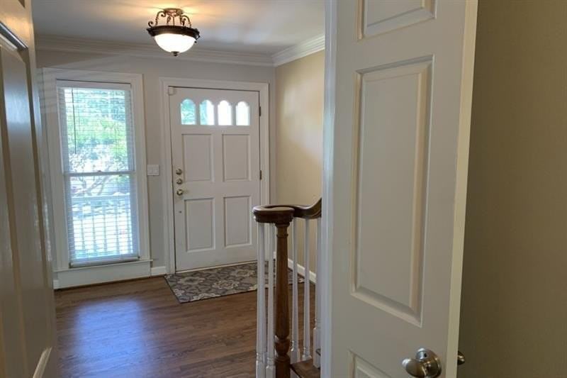 831 Clairemont Ave - Photo 4 of 18