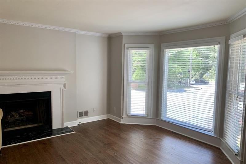 831 Clairemont Ave - Photo 5 of 18