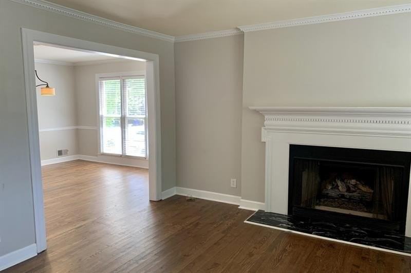 831 Clairemont Ave - Photo 6 of 18