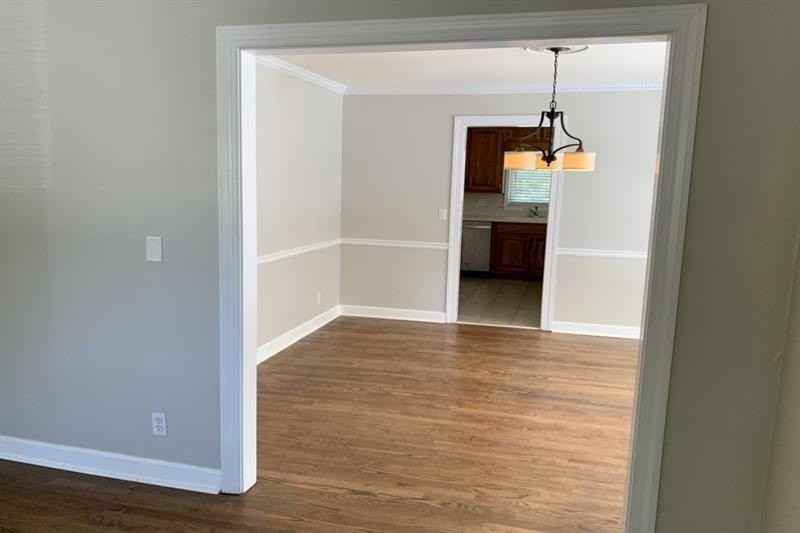 831 Clairemont Ave - Photo 7 of 18