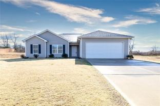 82 Gray Field Ct - Photo 1 of 1