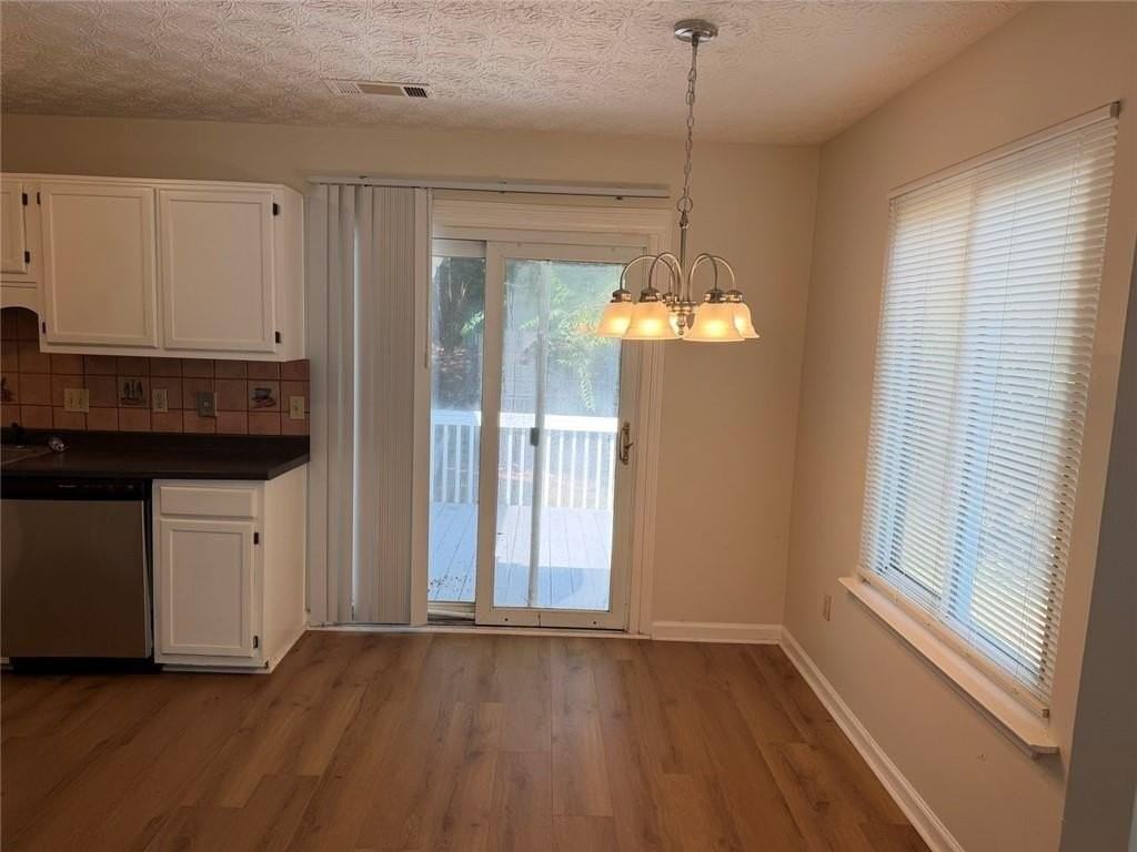 1819 Crescent Hill Dr Nw - Photo 4 of 25
