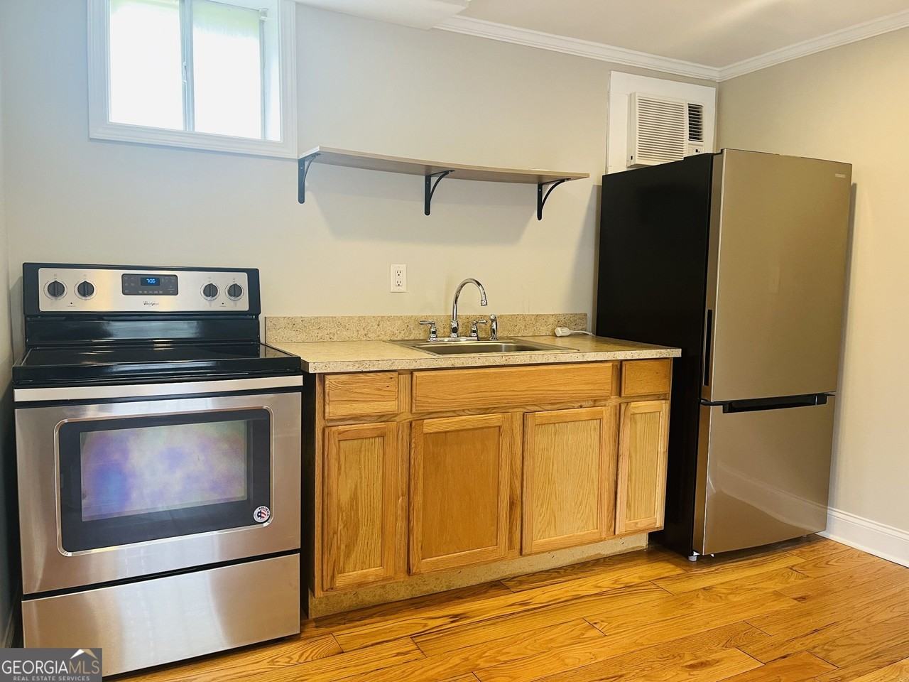 128 S Main Ave #09 - Photo 4 of 18