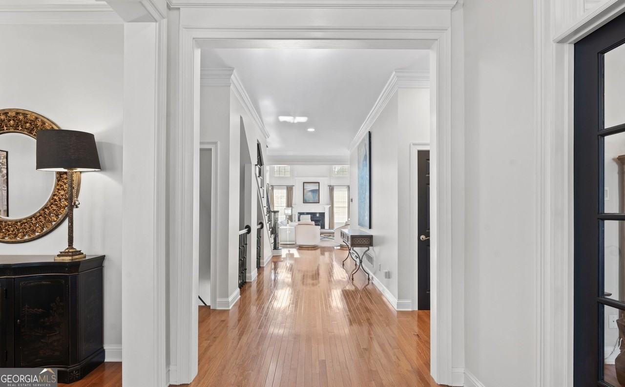 102 N Cove Dr - Photo 5 of 35