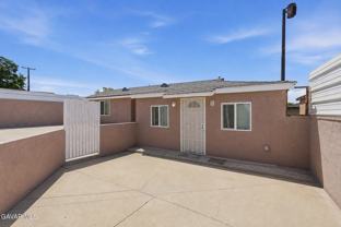 2048 W 112th St - Photo 1 of 1