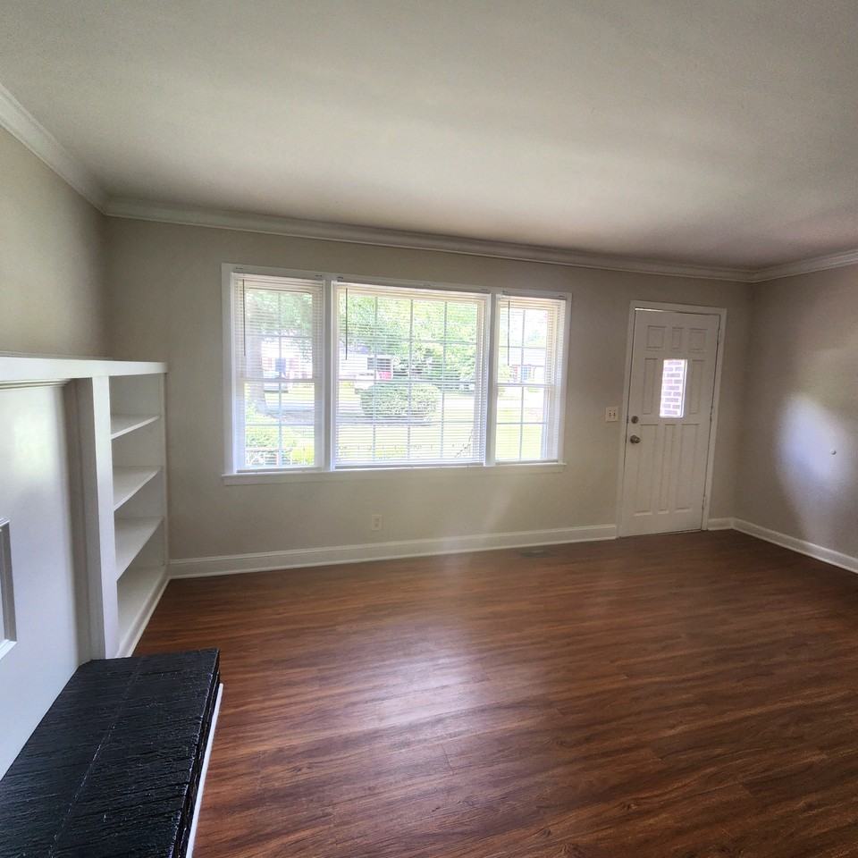 6 N Gaywood Dr #1 - Photo 2 of 12