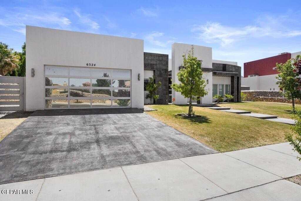 6324 Via Serena Dr - Photo 3 of 21