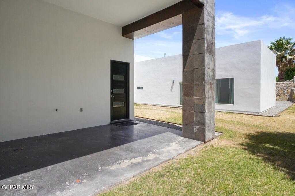 6324 Via Serena Dr - Photo 7 of 21