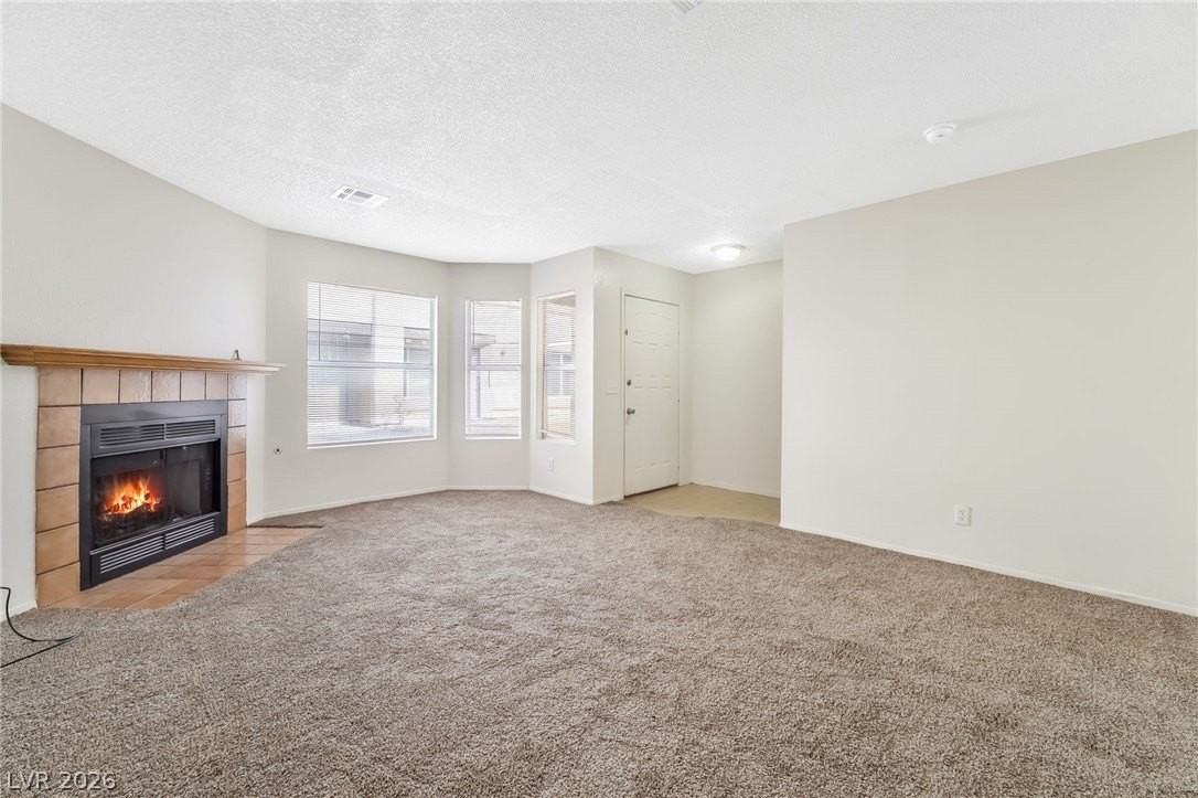 566 Kristin Ln - Photo 6 of 23
