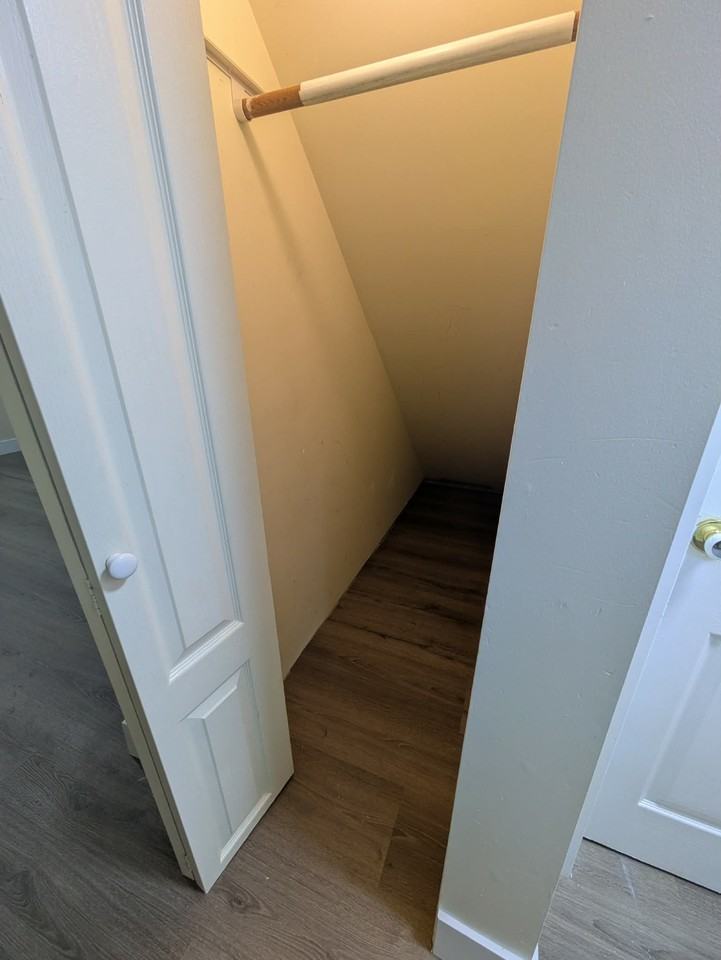 1216 Edinburgh Street - Photo 5 of 13