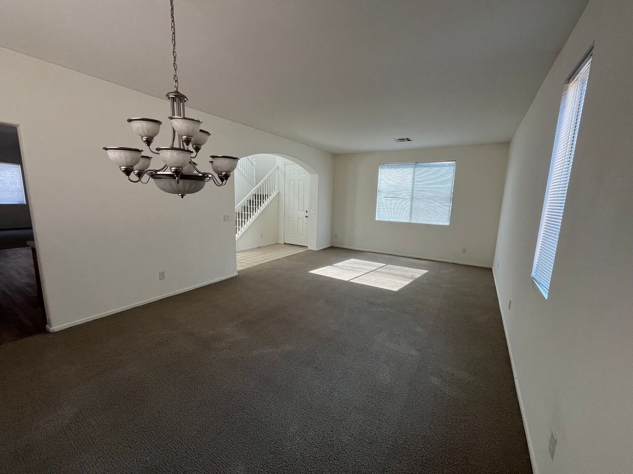 5519 Amy Lynn St - Photo 3 of 24